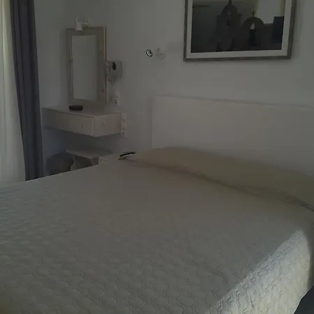 スパネリス Mykonos Town