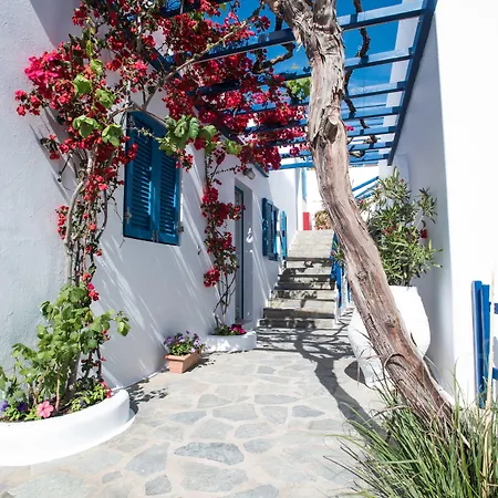 スパネリス 2* Mykonos Town